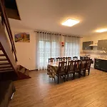 Lucky House Villa